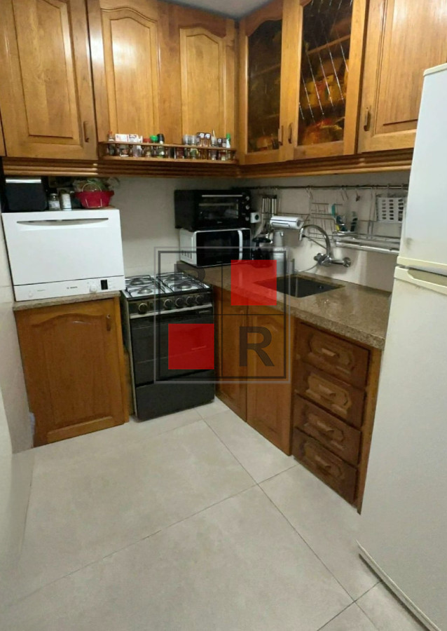 Apartamento ID.908 - Apartamento 2 dormitorios Playa Mansa con parrillero, estufa y garage