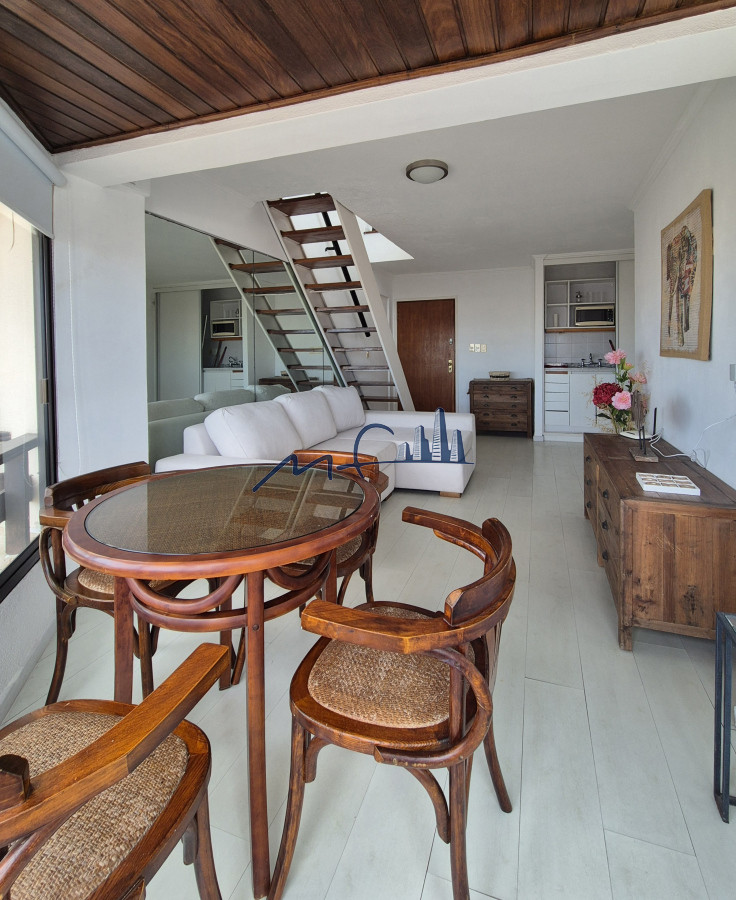 Apartamento ID.521 - Oportunidad Duplex-Penthouse Península 3 dormitorios 2 baños garage