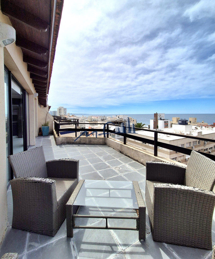 Apartamento ID.521 - Oportunidad Duplex-Penthouse Península 3 dormitorios 2 baños garage
