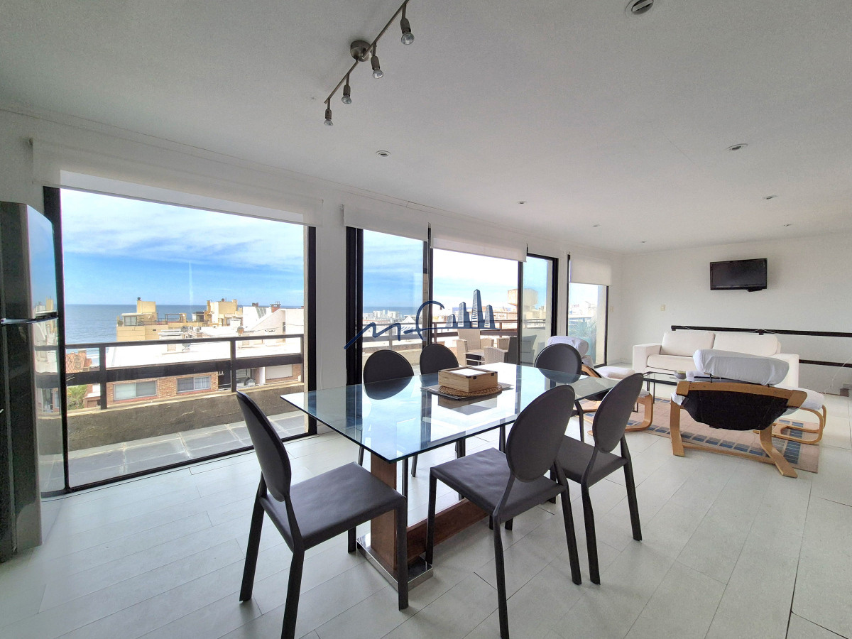 Apartamento ID.521 - Oportunidad Duplex-Penthouse Península 3 dormitorios 2 baños garage