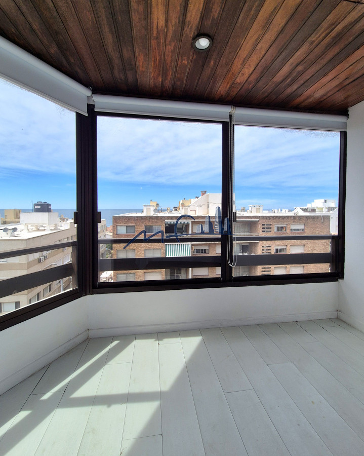 Apartamento ID.521 - Oportunidad Duplex-Penthouse Península 3 dormitorios 2 baños garage