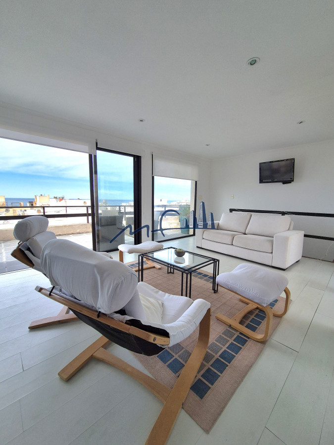 Apartamento ID.521 - Oportunidad Duplex-Penthouse Península 3 dormitorios 2 baños garage