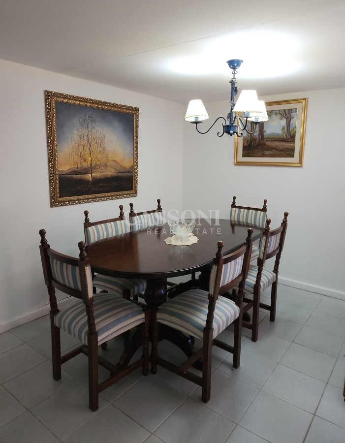 Apartamento ID.2810 - Apartamento 3 dormitorios primera linea frente al mar Playa Mansa Pinares con piscina y cochera