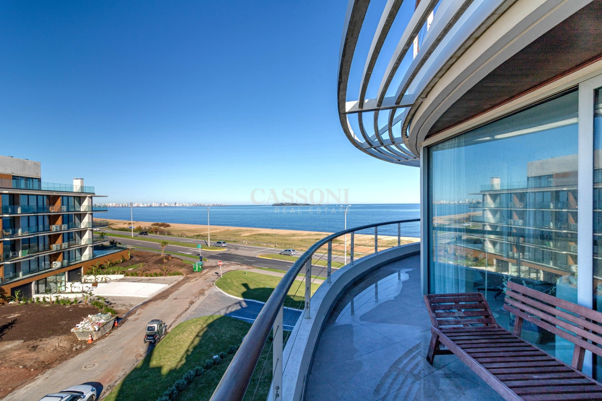 Apartamento ID.2269 - Espectacular Penthouse primera linea frente al mar Playa Mansa Pinares Punta del Este