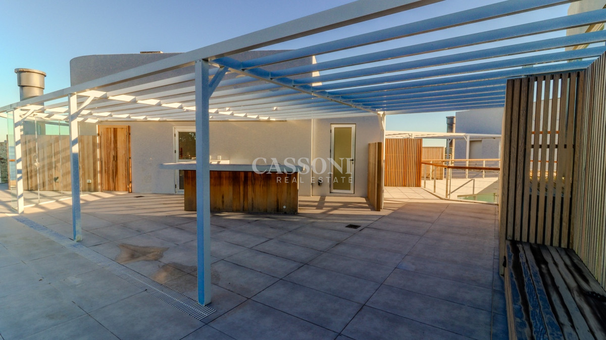 Apartamento ID.2269 - Espectacular Penthouse primera linea frente al mar Playa Mansa Pinares Punta del Este