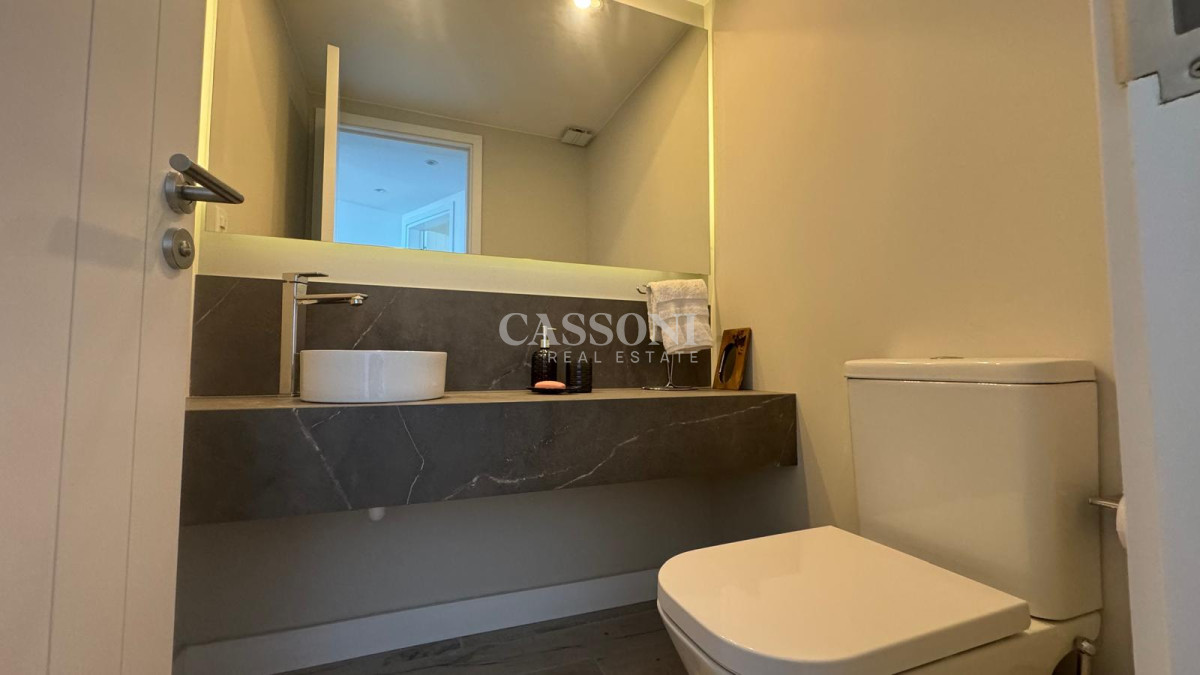 Apartamento ID.2270 - VENTA: APARTAMENTO PENTHOUSE 3 DORMITORIOS + SERVICIO PLAYA MANSA 
