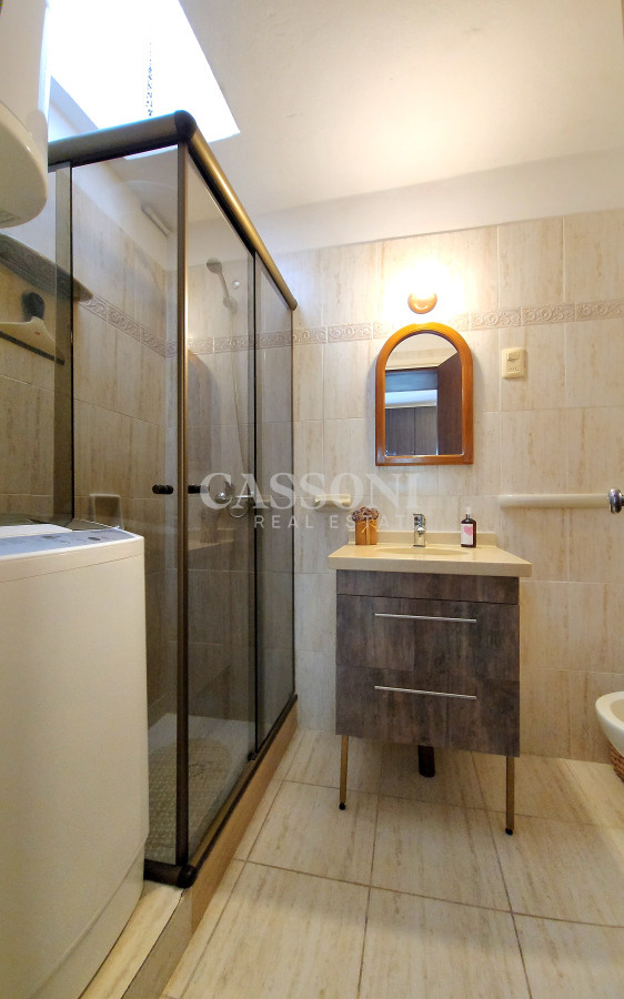 Apartamento ID.4705 - Loft 100% reciclado con vista al mar en Playa Mansa muy próximo al mar