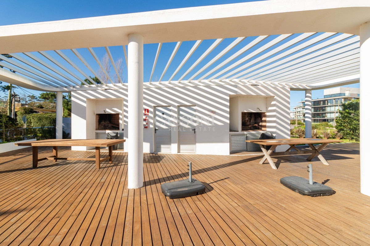 Apartamento ID.2269 - Espectacular Penthouse primera linea frente al mar Playa Mansa Pinares Punta del Este