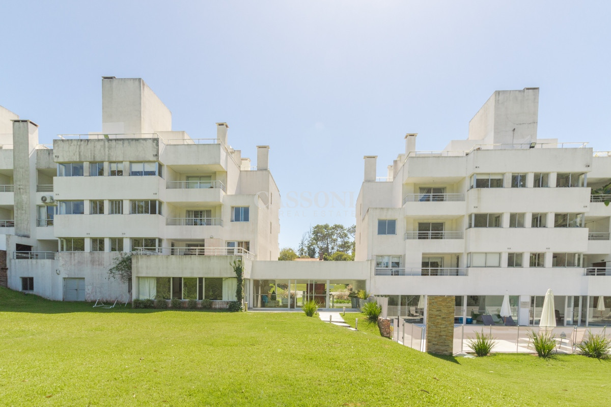 Apartamento ID.3019 - PENTHOUSE en el Golf 3 dormitorios 3 baños, gran barbacoa propia, garage y amenities