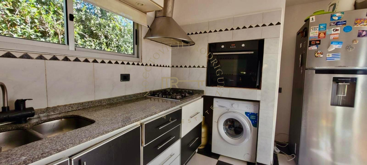 Casa ID.3444 - Casa de 3 dormitorios con piscina en Playa Mansa Punta del Este 