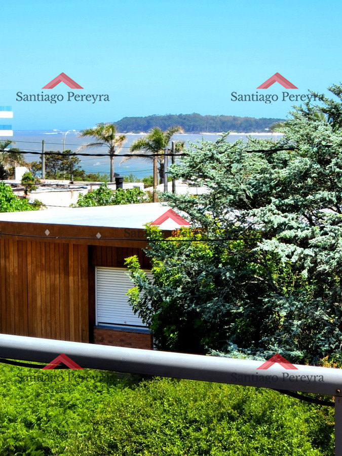 Apartamento ID.14011 - Apartamento 1 dormitorio balcón cochera vista al mar Playa Mansa