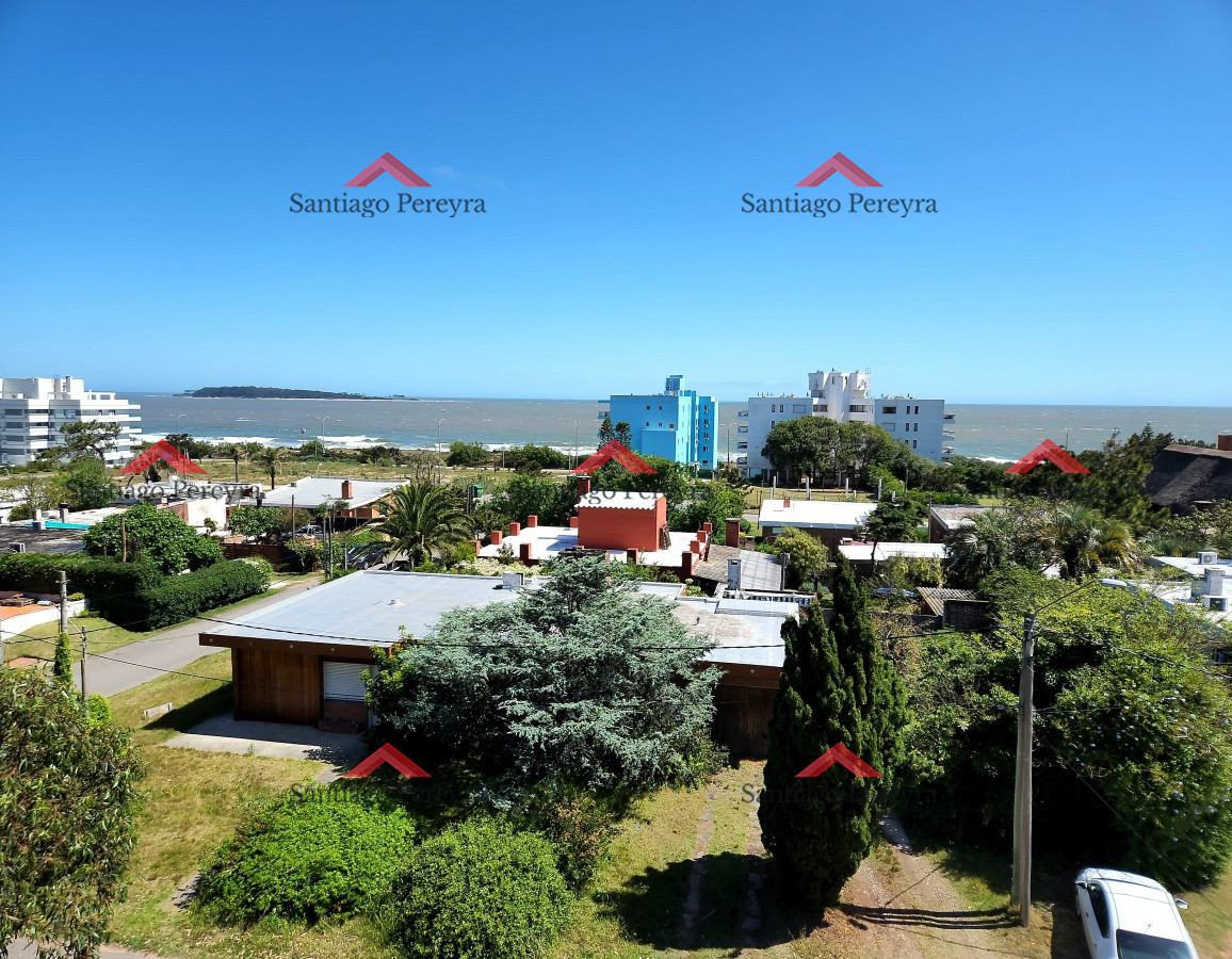 Apartamento ID.14011 - Apartamento 1 dormitorio balcón cochera vista al mar Playa Mansa