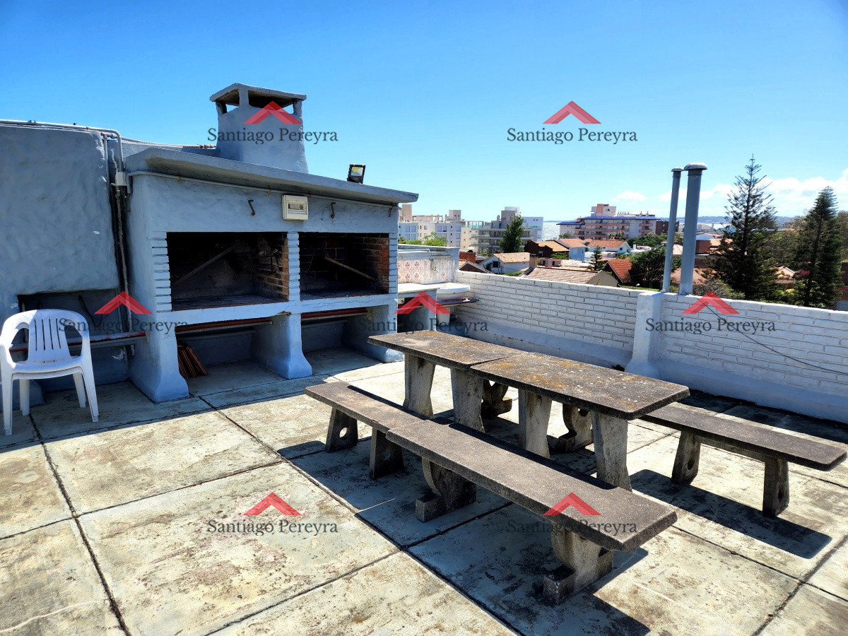 Apartamento ID.14011 - Apartamento 1 dormitorio balcón cochera vista al mar Playa Mansa