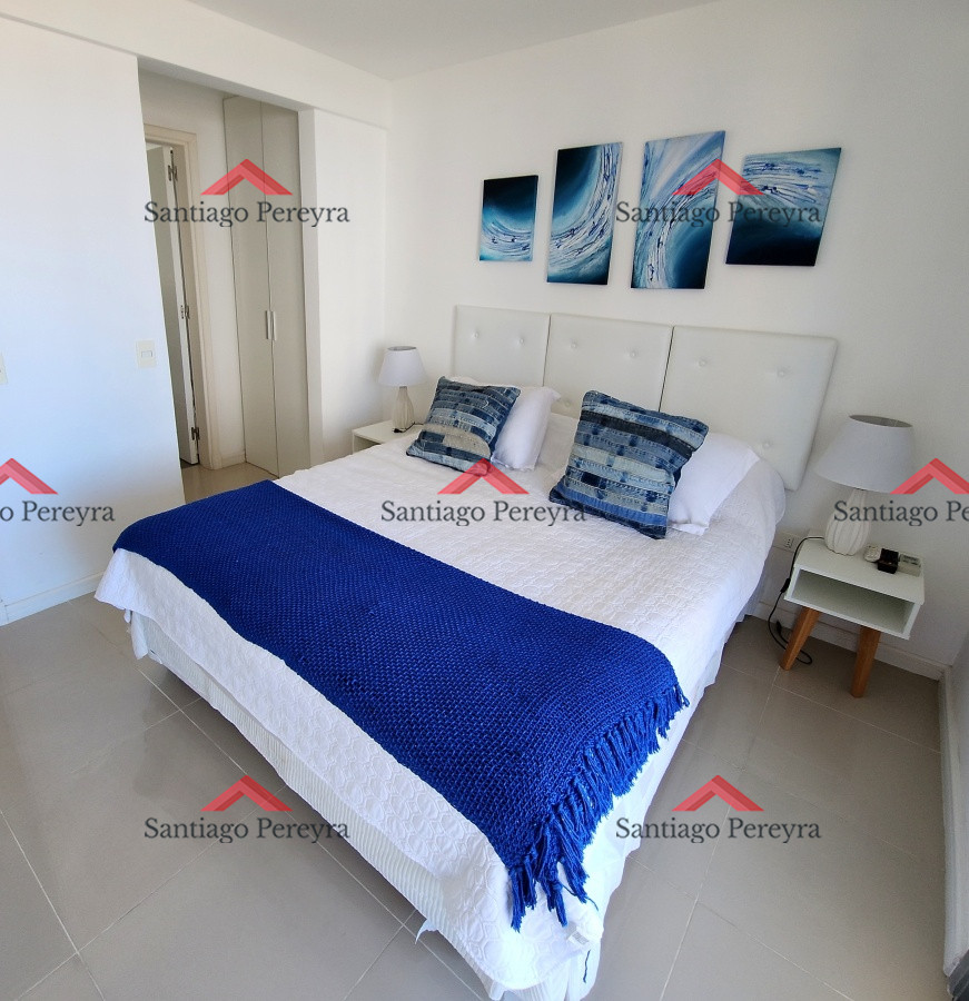 Apartamento ID.14364 - Apartamento 2 dormitorios en Playa Brava a 50mts del mar
