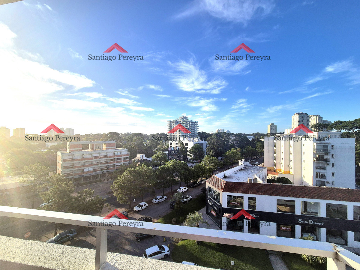 Apartamento ID.15966 - Apartamento 2 dormitorios con garage y servicios Punta del Este