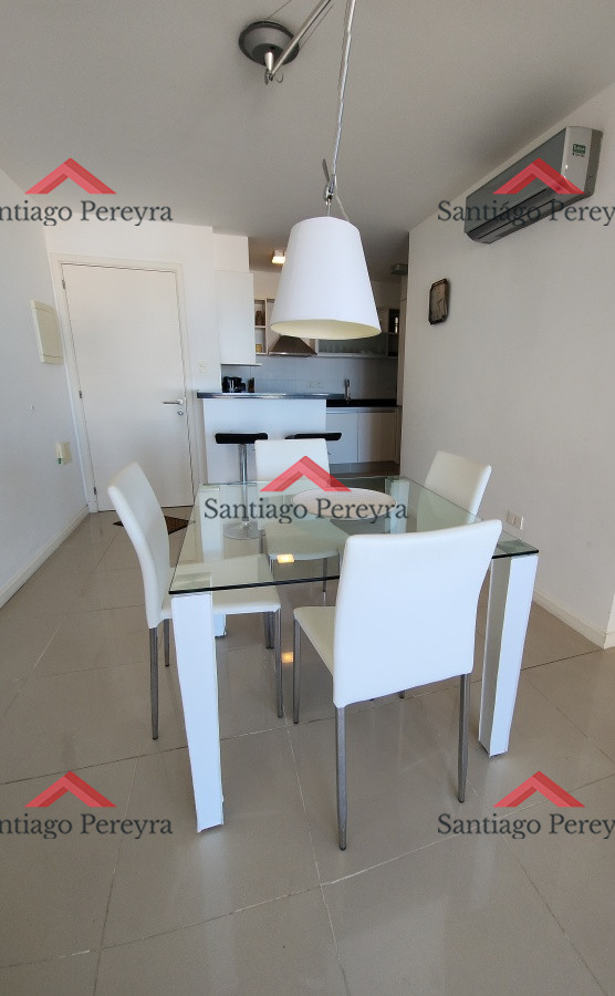 Apartamento ID.14364 - Apartamento 2 dormitorios en Playa Brava a 50mts del mar