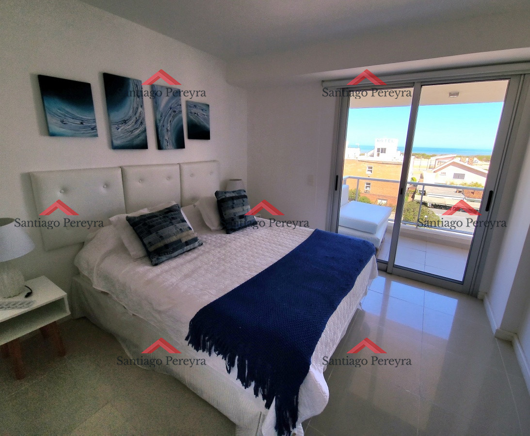 Apartamento ID.14364 - Apartamento 2 dormitorios en Playa Brava a 50mts del mar
