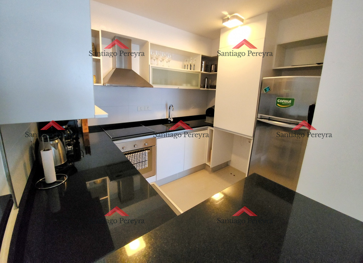 Apartamento ID.14364 - Apartamento 2 dormitorios en Playa Brava a 50mts del mar