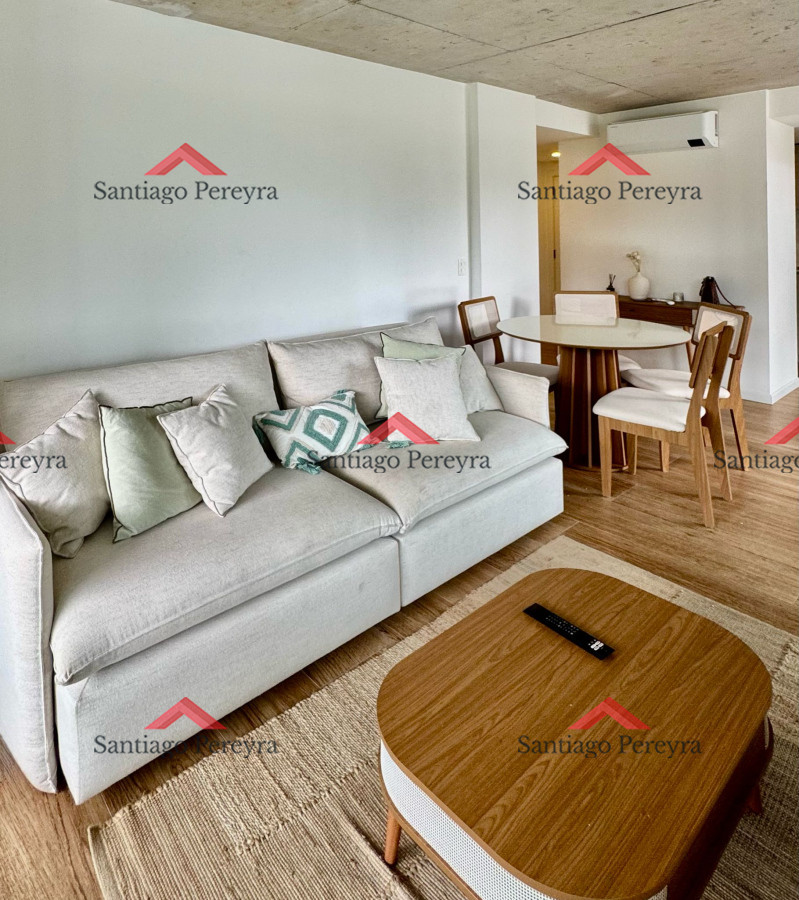 Apartamento ID.16156 - Apartamento de 2 dormitorios con parrillero a estrenar primera linea Playa Mansa, Punta del Este 