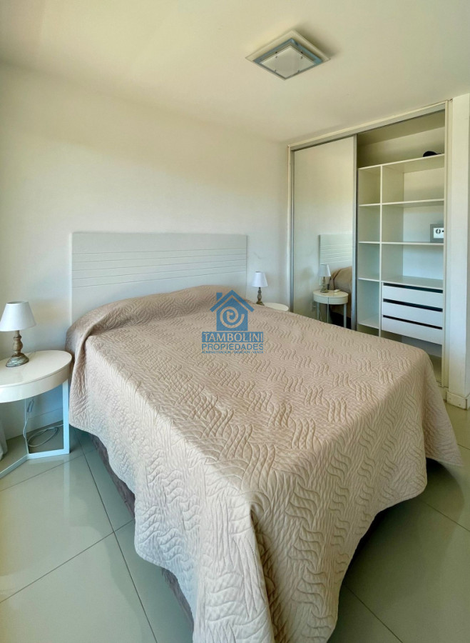 Apartamento ID.1087 - Oportunidad 1 dormitorio y medio con vista, balcón y servicios en Aidy Grill Punta del Este