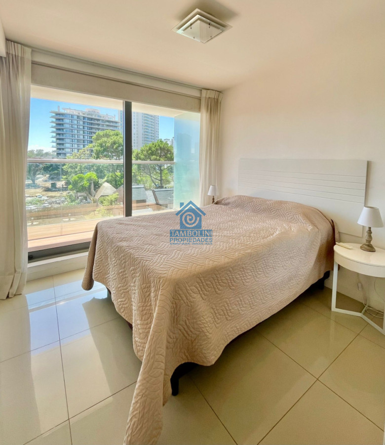 Apartamento ID.1087 - Oportunidad 1 dormitorio y medio con vista, balcón y servicios en Aidy Grill Punta del Este