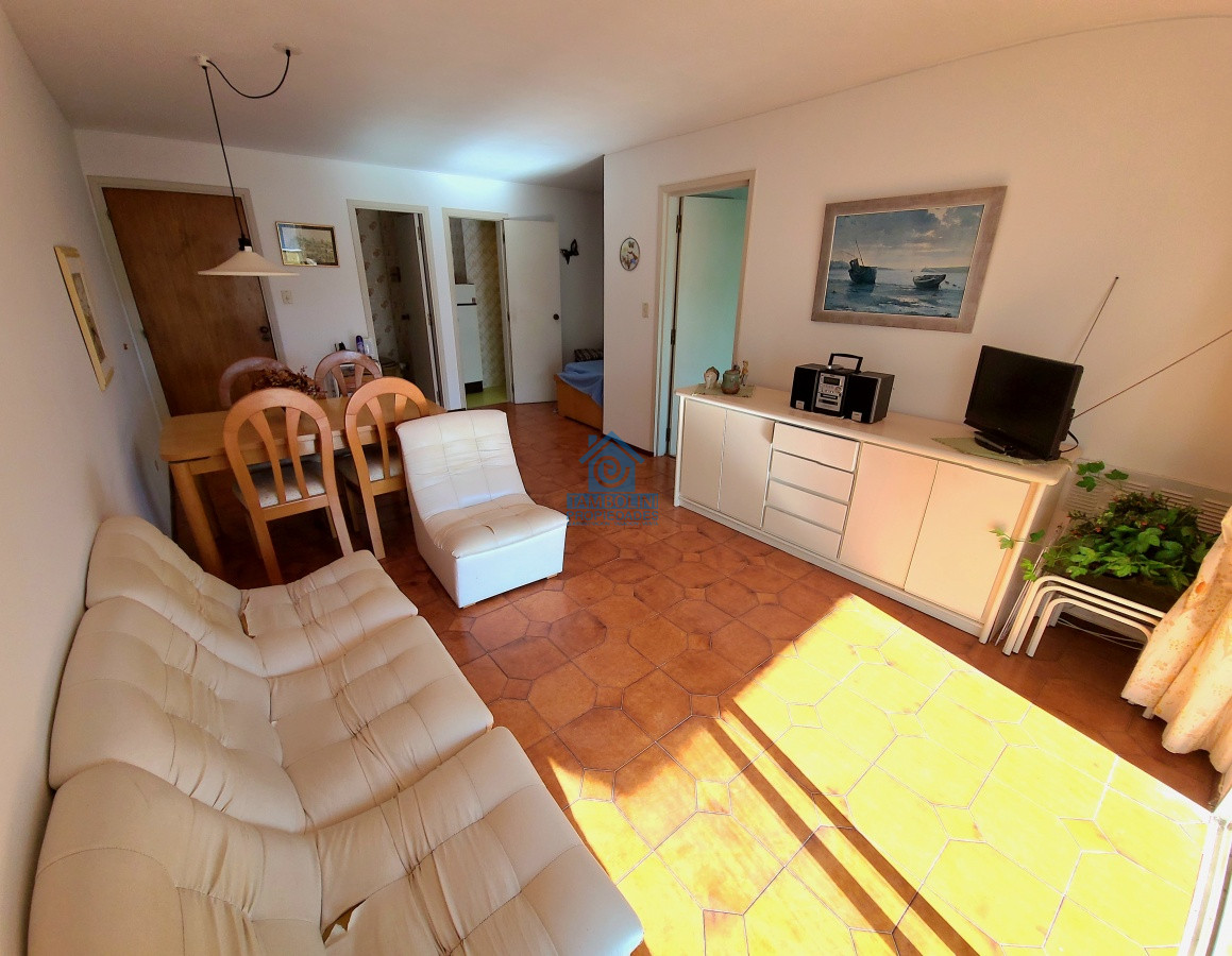 Apartamento ID.503 - Oportunidad apartamento en venta vista al mar terraza parrillero Playa Mansa
