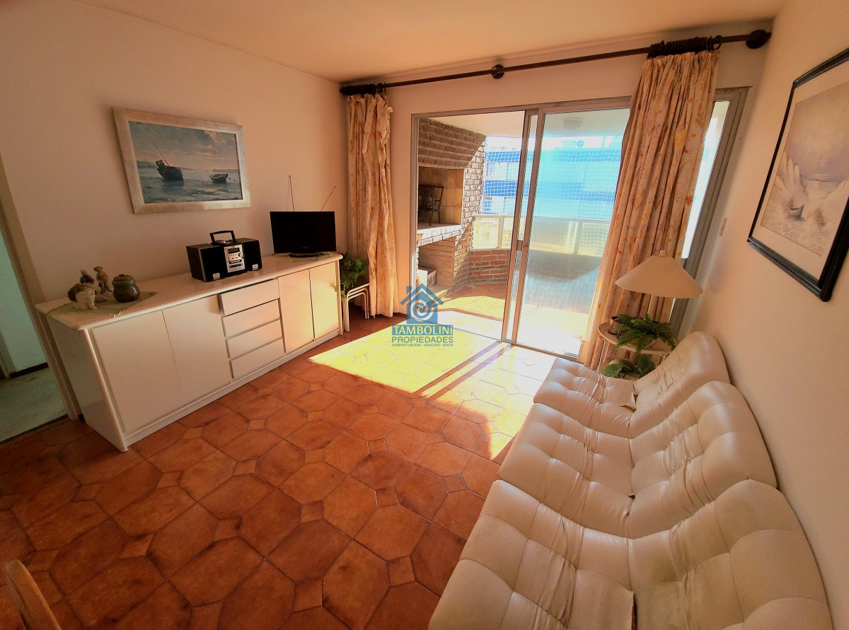 Apartamento ID.503 - Oportunidad apartamento en venta vista al mar terraza parrillero Playa Mansa