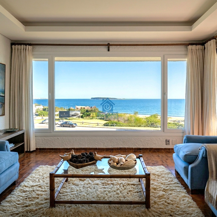 Apartamento ID.1161 - Espectacular vista franca al mar con parrillero y estufa a leña Playa Mansa Punta del Este