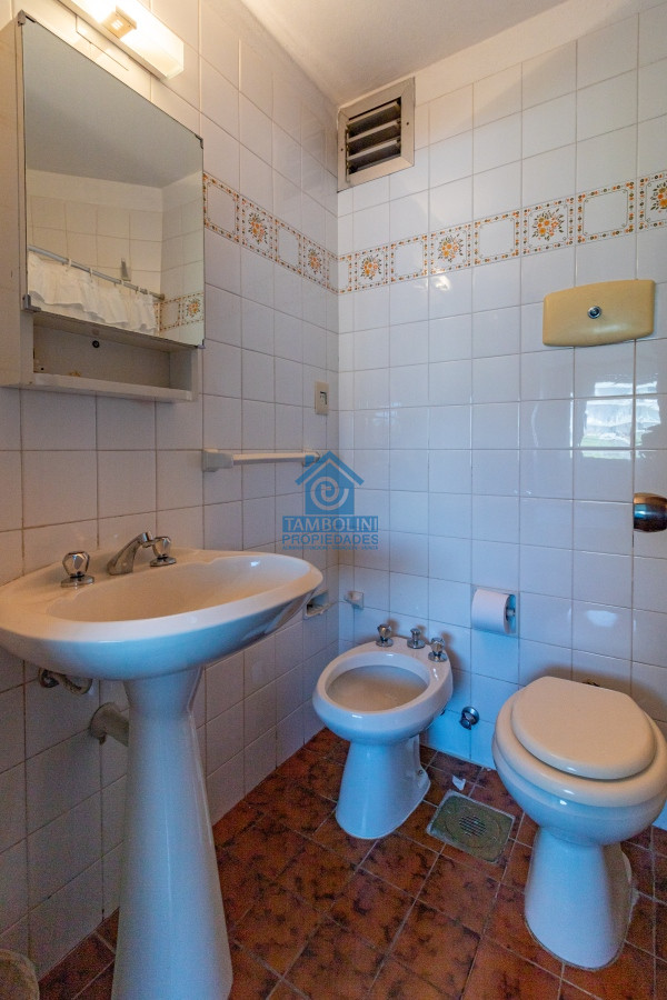 Apartamento ID.1161 - Espectacular vista franca al mar con parrillero y estufa a leña Playa Mansa Punta del Este
