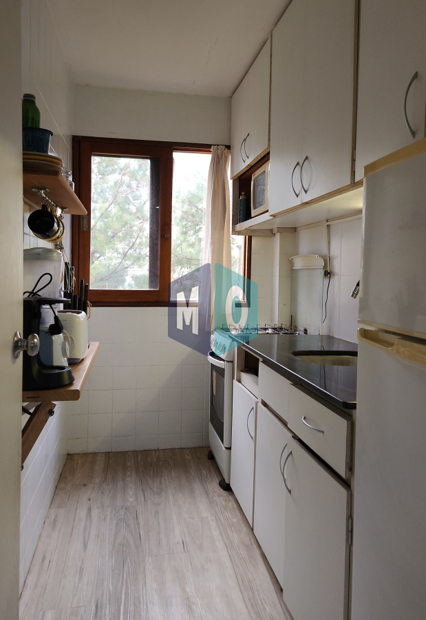 Apartamento ID.857 - Oportunidad 2 dormitorios 2 baños terraza cochera y estufa a leña Aidy Grill Punta del Este