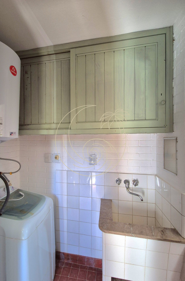 Casa ID.21092970 - Oportunidad Casa de 4 dormitorios cercana al mar construcción tradicional barbacoa piscina Playa Mansa Punta del Este