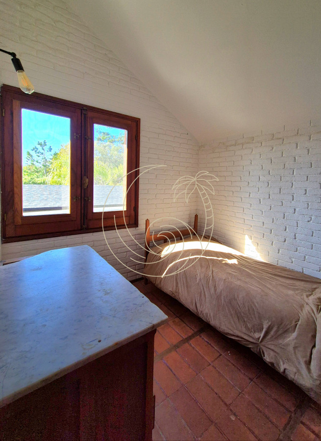 Casa ID.21092970 - Oportunidad Casa de 4 dormitorios cercana al mar construcción tradicional barbacoa piscina Playa Mansa Punta del Este