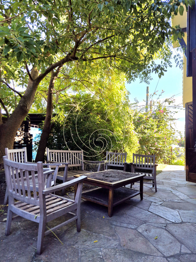Casa ID.21092970 - Oportunidad Casa de 4 dormitorios cercana al mar construcción tradicional barbacoa piscina Playa Mansa Punta del Este