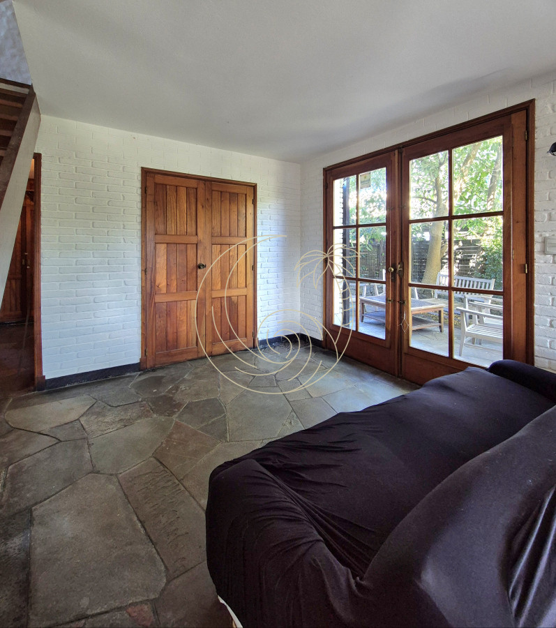 Casa ID.21092970 - Oportunidad Casa de 4 dormitorios cercana al mar construcción tradicional barbacoa piscina Playa Mansa Punta del Este