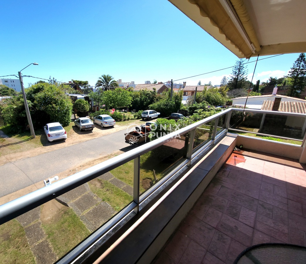 Apartamento ID.163 - Apartamento 1 dormitorio balcón cochera vista al mar Playa Mansa