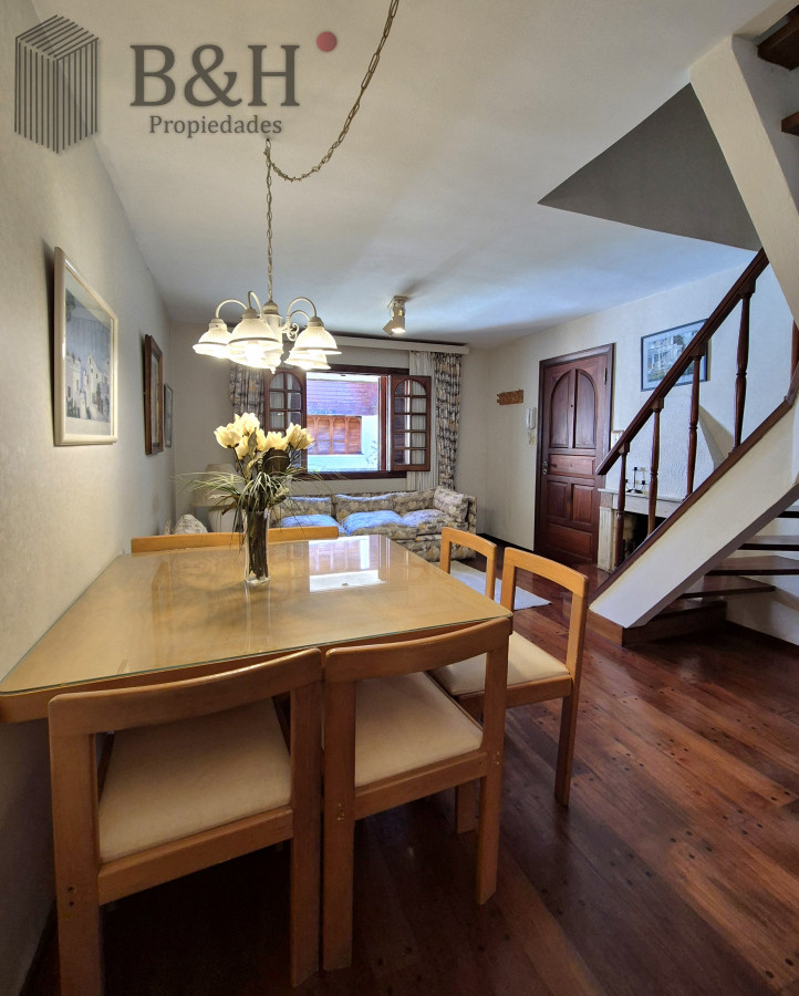 Apartamento ID.5755 - Oportunidad venta casa 2 dormitorios Playa Mansa cochera y parrillero