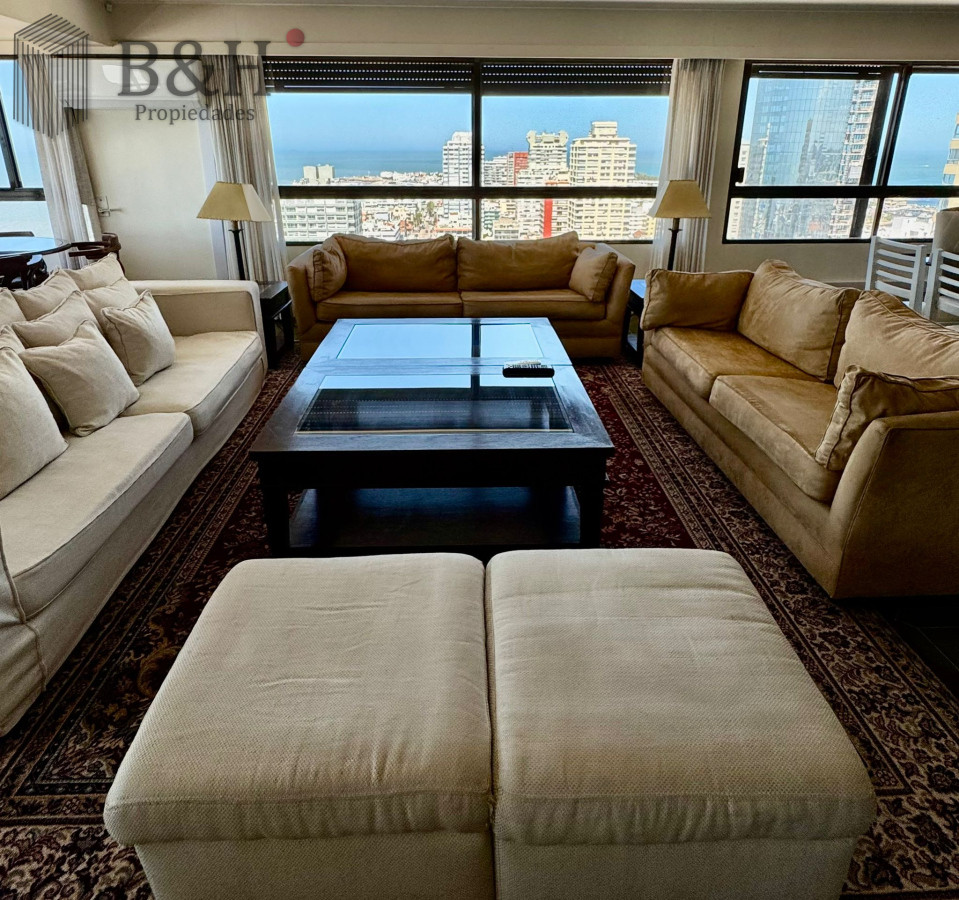 Apartamento ID.6752 - Apartamento de 4 dormitorios en península con excelente vista al mar 