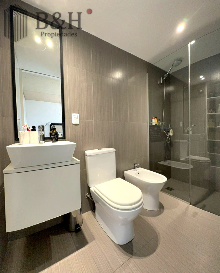 Apartamento ID.7217 - Penthouse de 2 dormitorios moderno + barbacoa uso exclusiva Playa Mansa Punta del Este
