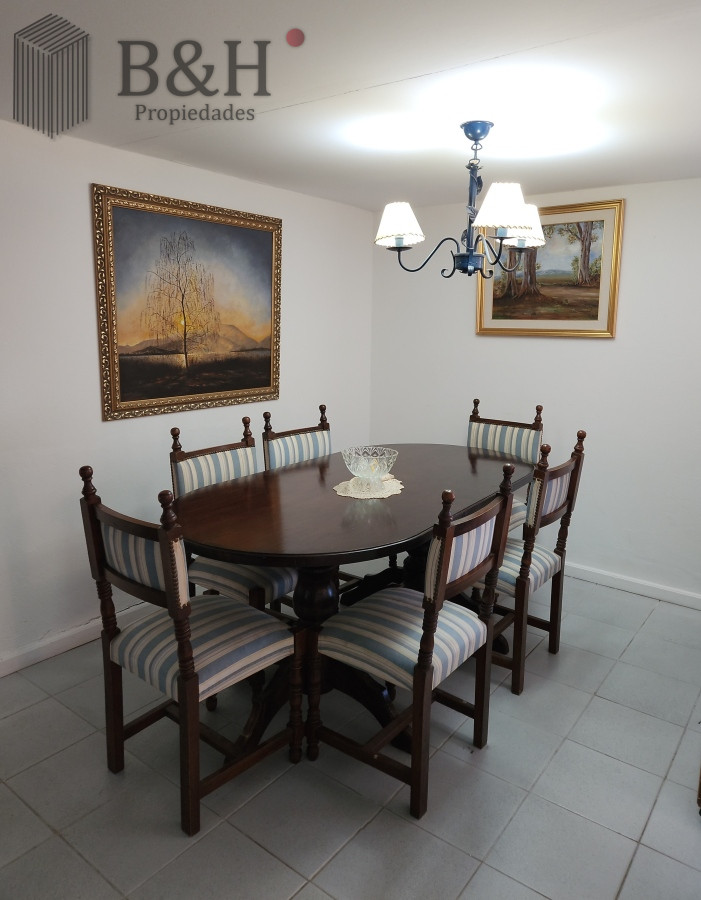 Apartamento ID.3381 - Apartamento 3 dormitorios primera linea frente al mar Playa Mansa Pinares con piscina y cochera