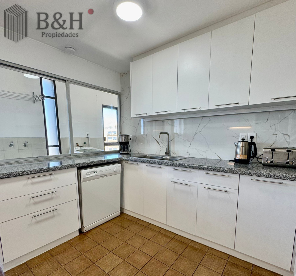 Apartamento ID.6752 - Apartamento de 4 dormitorios en península con excelente vista al mar 