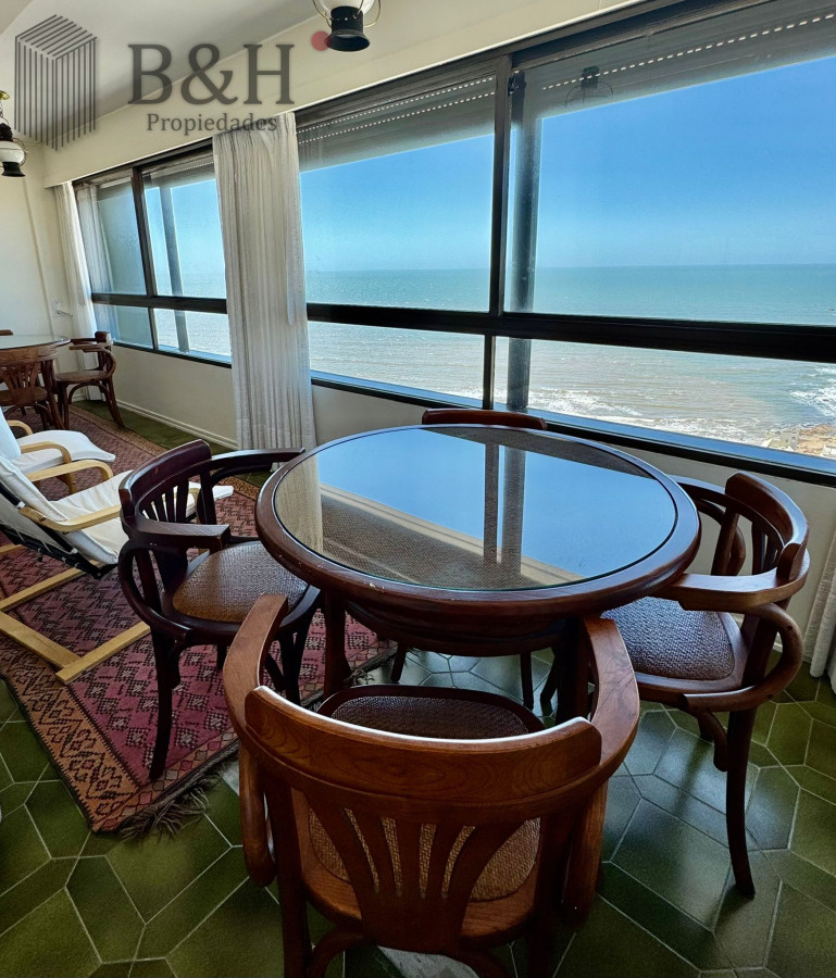 Apartamento ID.6752 - Apartamento de 4 dormitorios en península con excelente vista al mar 