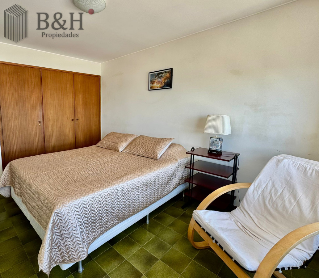 Apartamento ID.6752 - Apartamento de 4 dormitorios en península con excelente vista al mar 