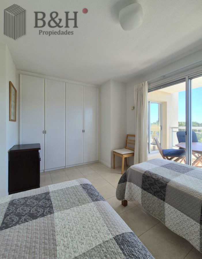 Apartamento ID.6905 - Apartamento de 3 dormitorios terraza garage piscina Punta Shopping Punta del Este
