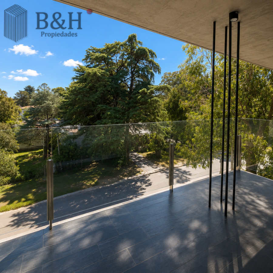 Apartamento ID.7217 - Penthouse de 2 dormitorios moderno + barbacoa uso exclusiva Playa Mansa Punta del Este