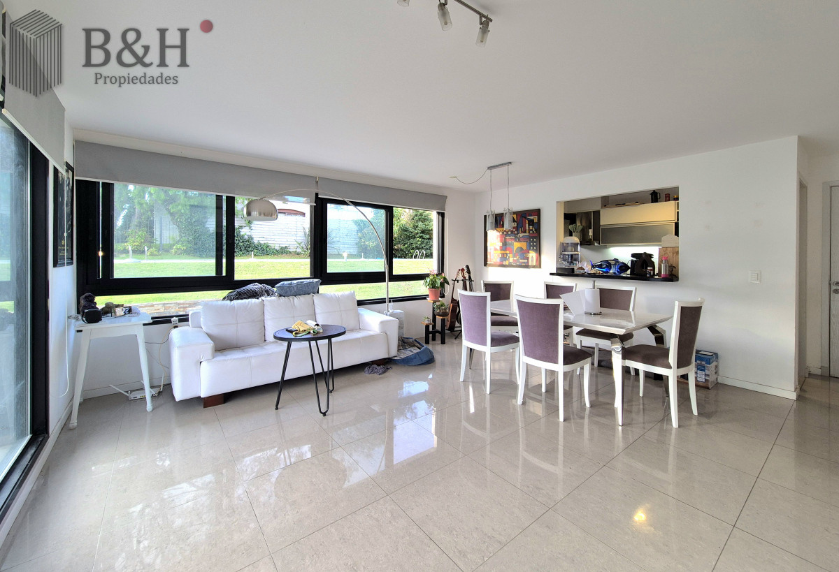 Apartamento ID.4869 - Oportunidad Apartamento 2 dormitorios moderno gran terraza cochera piscina Playa Mansa Punta del Este