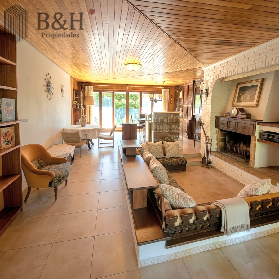 Casa ID.6999 - Casa de 4 dormitorios con piscina, barbacoa para 20 personas y parque arbolado, a 300 metros del mar en Punta del Este