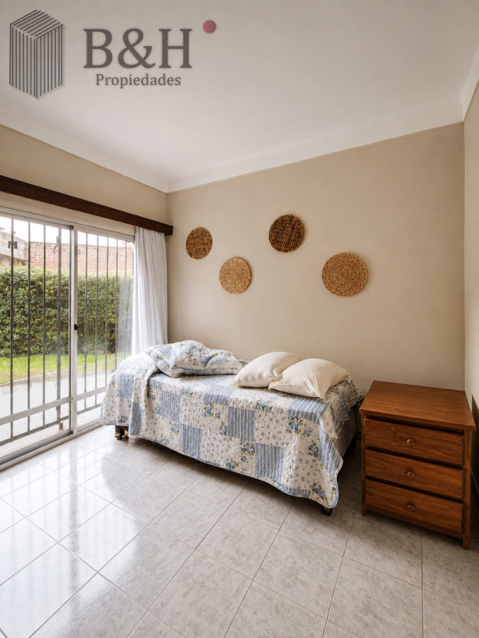 Casa ID.7710 - Casa 5 dormitorios + dependencia a 150mts del mar Playa Masa