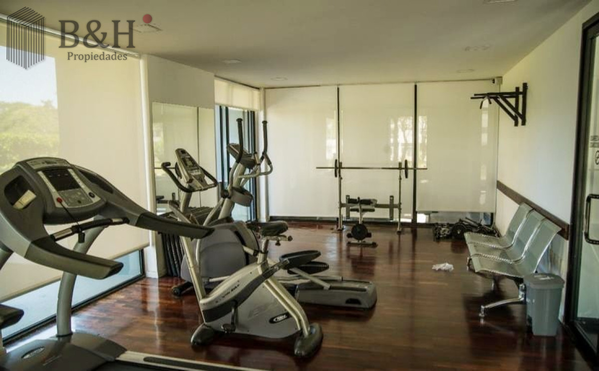 Apartamento ID.5256 - Oportunidad apartamento moderno piso alto 3 dormitorios 2 baños terraza con vista al mar garage venta Punta del Este Jardines del Country