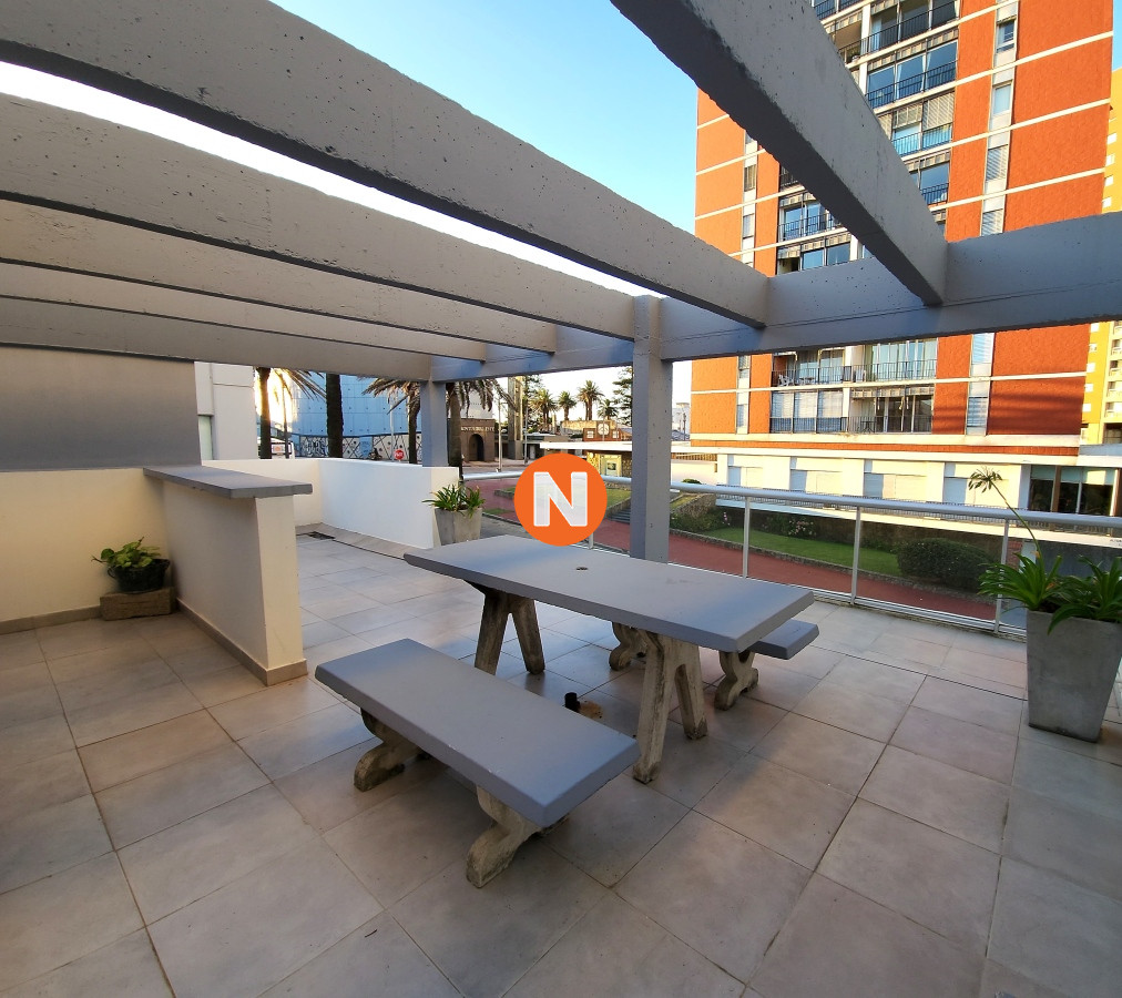 Apartamento Ref.225209 - Apartamento 1 dormitorio moderno terraza y garage a metros del mar Península