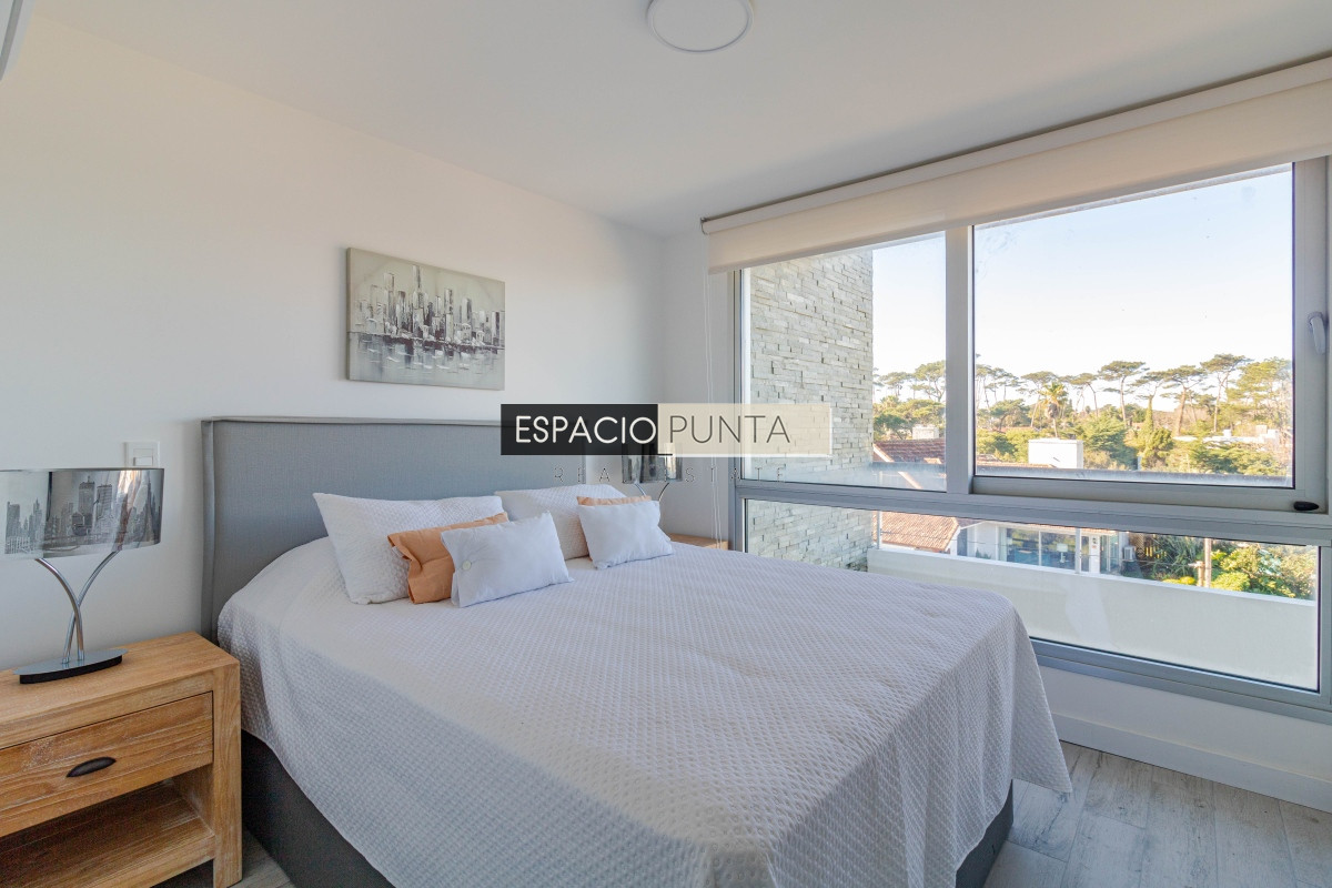 Apartamento ID.1126 - Espectacular Penthouse primera linea frente al mar Playa Mansa Pinares Punta del Este